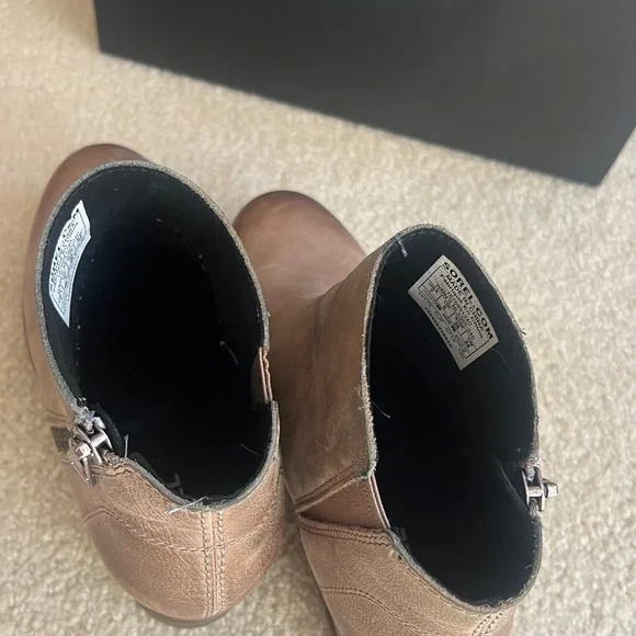 Sorel Women's Brown Ankle Booties - Picture 6 of 7